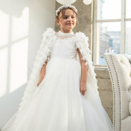 Haven Garza is an 8-year-old online star who has captured the hearts of millions. 